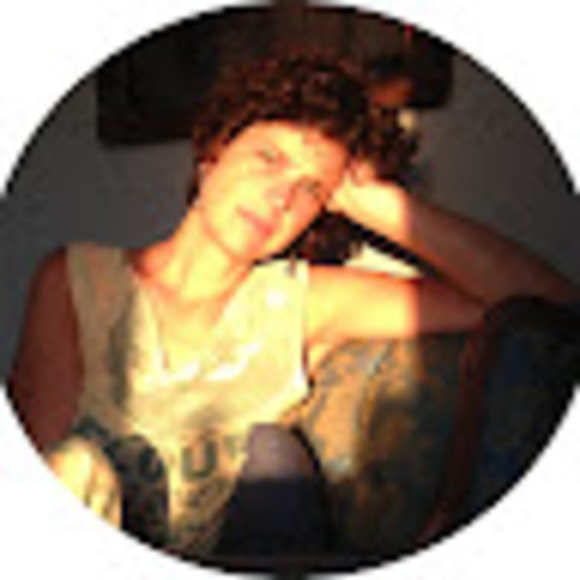 Meet your Posher, Marta - Picture 1 of 1